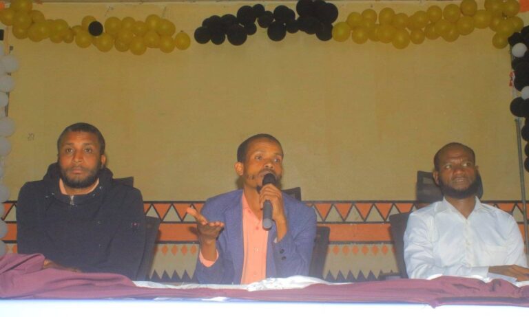 በስልጤ ዞን ስልጢ ወረዳ “ምርጫ ለፅኑ ተቋማዊ እና እስላማዊ አንድነት ግንባታ” በሚል መሪ ቃል የእስልምና ጉዳይ ምክር ቤት የጠቅላላ ጉባዔ ምስረታን ጨምሮ የስራ አስፈፃሚ እና የስራ አመራር ምርጫ መድረክ እየተካሄደ ነው!